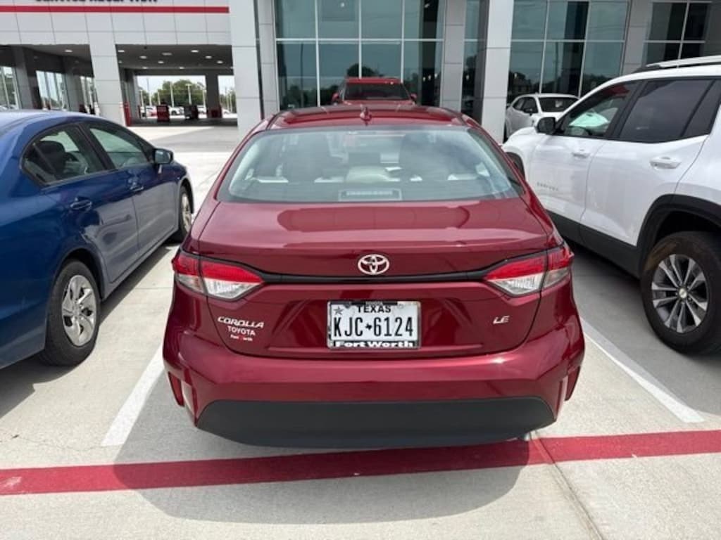Used 2025 Toyota Corolla LE Sedan
