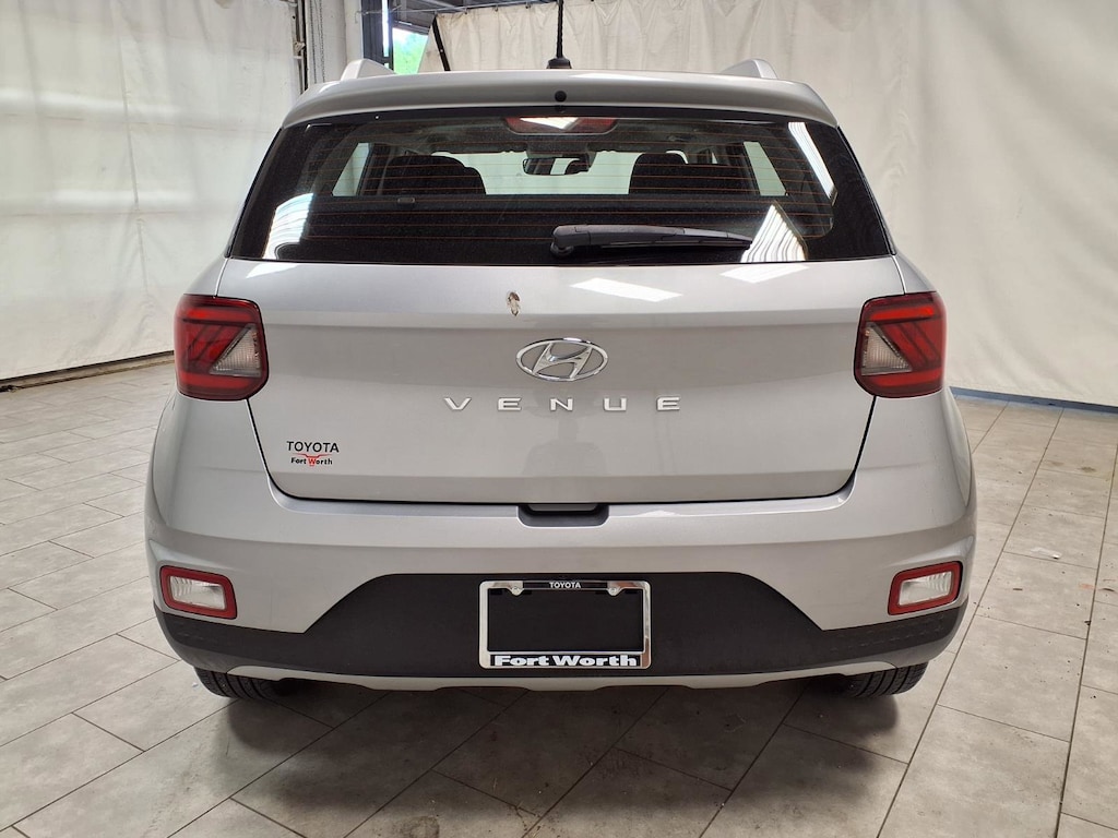 Used 2025 Hyundai Venue SUV