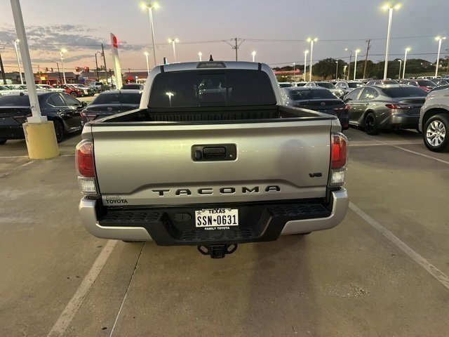 2023 Toyota Tacoma TRD Sport V6 photo 4