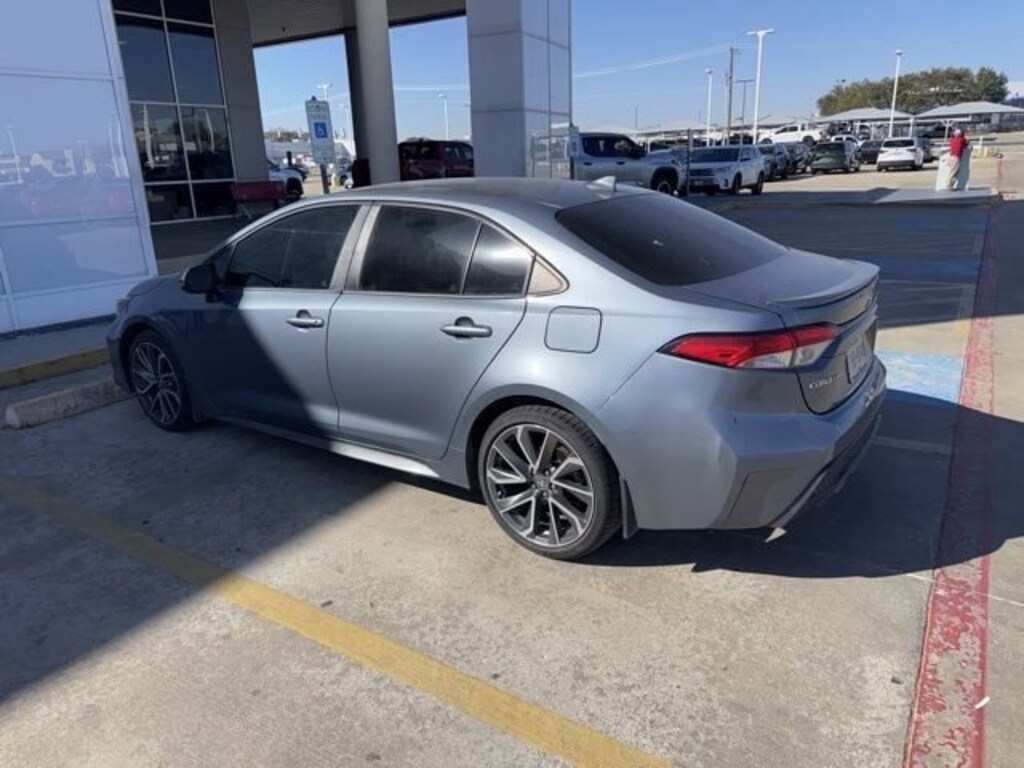 Used 2021 Toyota Corolla SE Sedan