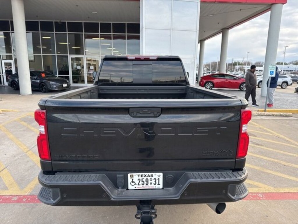 Used 2024 Chevrolet Silverado 3500 HD High Country Truck Crew Cab