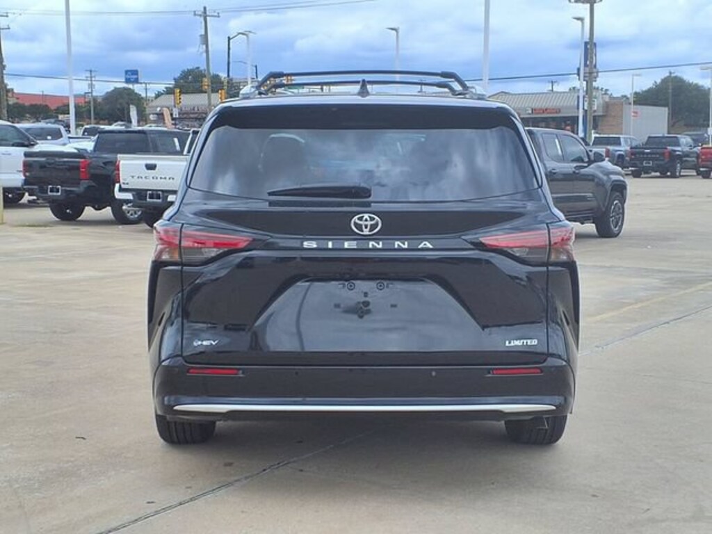 Used 2026 Toyota Sienna Limited 7 Passenger Van Passenger Van