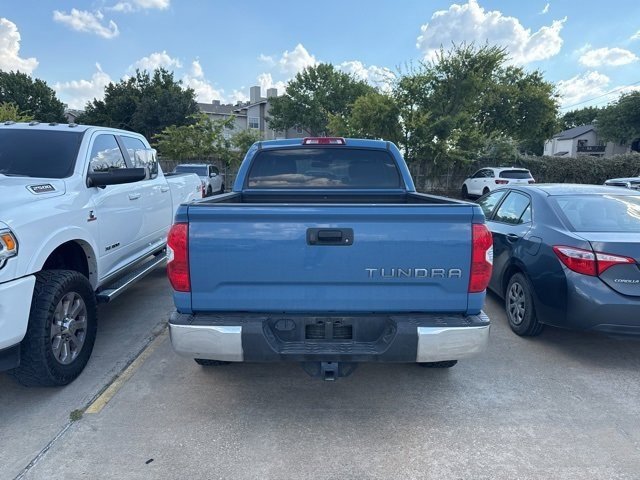 2021 Toyota Tundra SR5 CrewMax photo 2