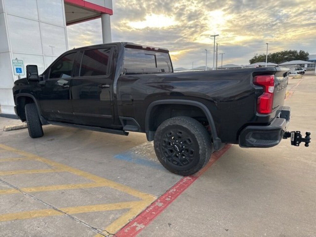 Used 2024 Chevrolet Silverado 3500 HD High Country Truck Crew Cab