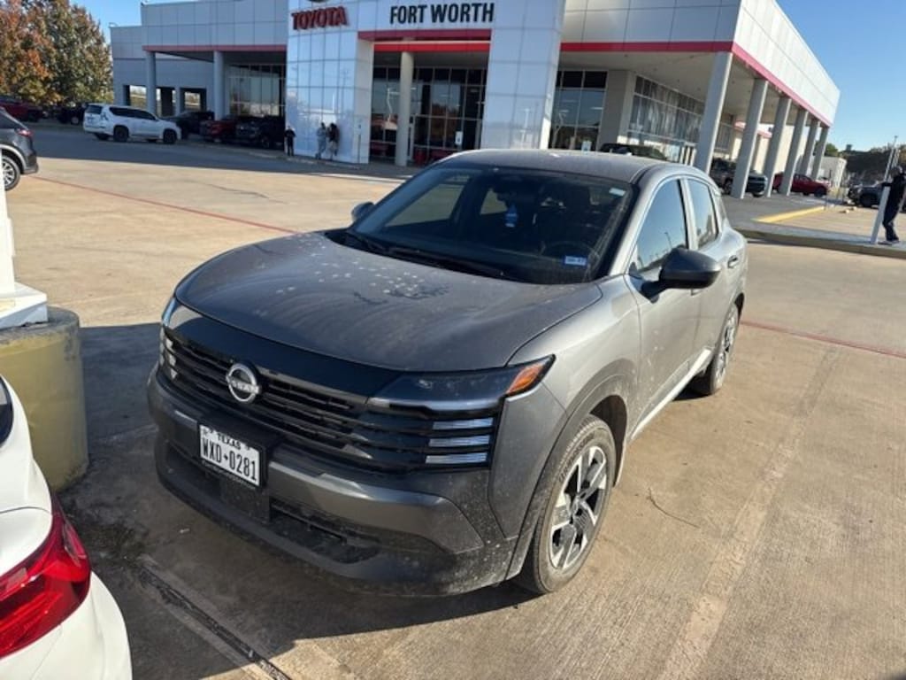 Used 2025 Nissan Kicks SV SUV