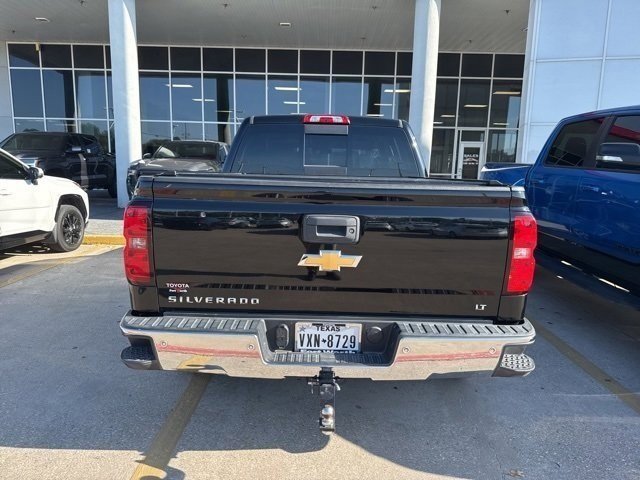 2018 Chevrolet Silverado 1500 LT photo 3