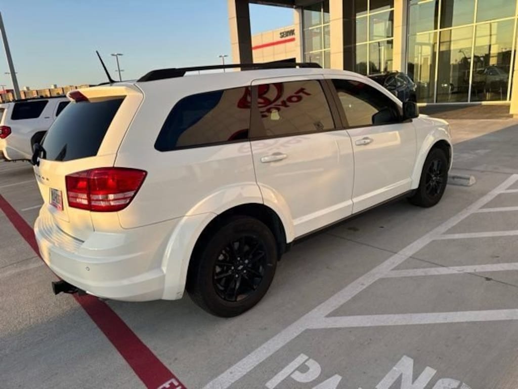 Used 2020 Dodge Journey SE Value SUV