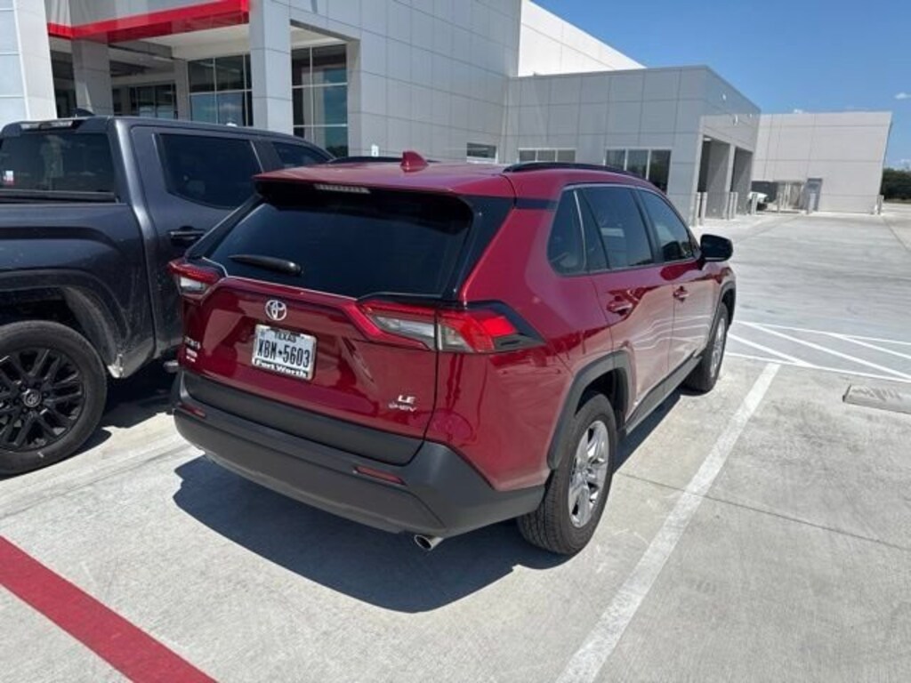 Used 2025 Toyota RAV4 Hybrid LE SUV