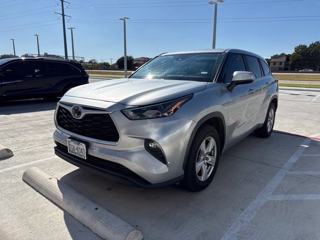 2023 Toyota Highlander LE