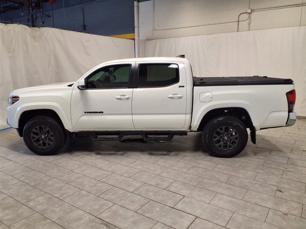2023 Toyota Tacoma SR5 V6 photo 4