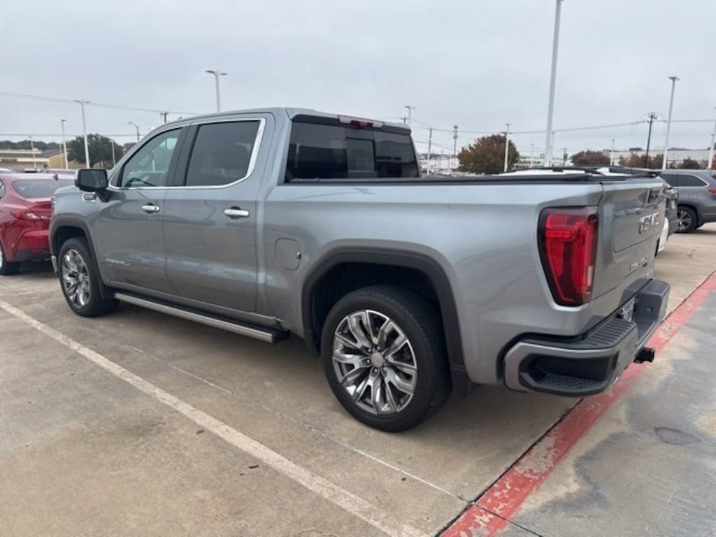 Used 2023 GMC
