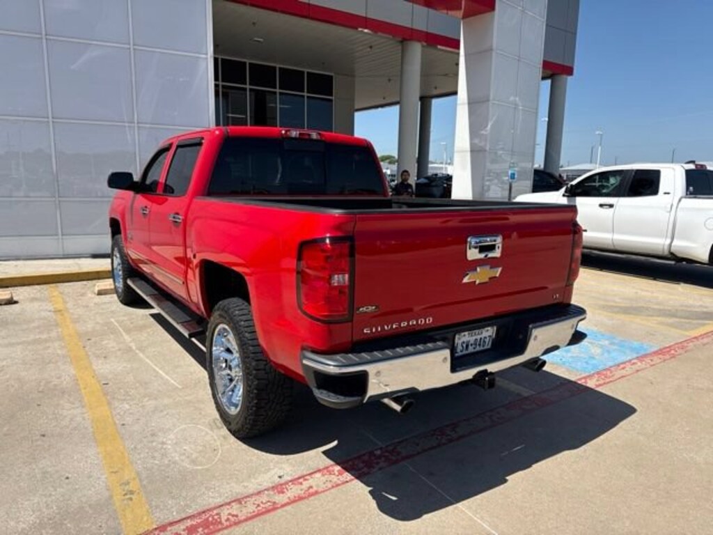 Used 2016 Chevrolet Silverado 1500 LT w/1LT Truck Crew Cab