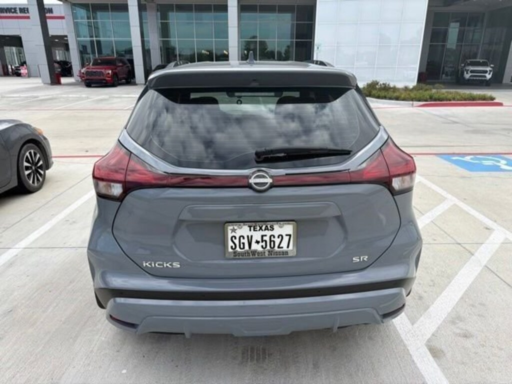 Used 2023 Nissan Kicks SR SUV