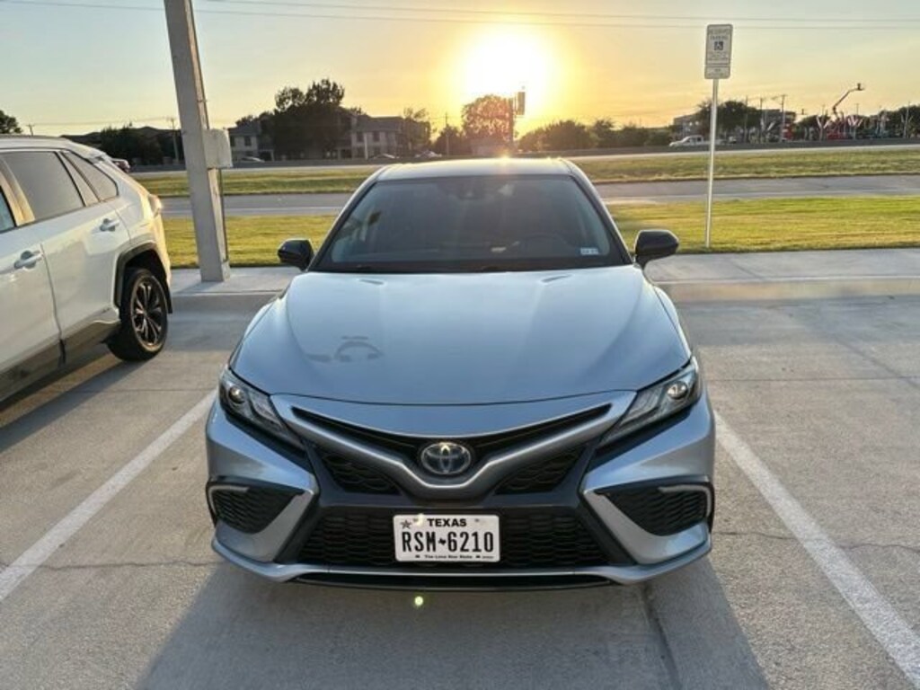 Used 2022 Toyota Camry Hybrid XSE Sedan