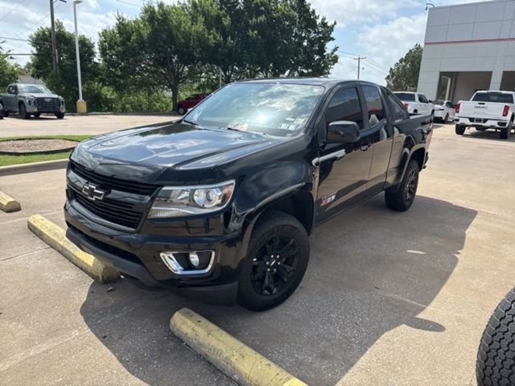 Used 2017 Chevrolet Colorado Z71 Truck Extended Cab