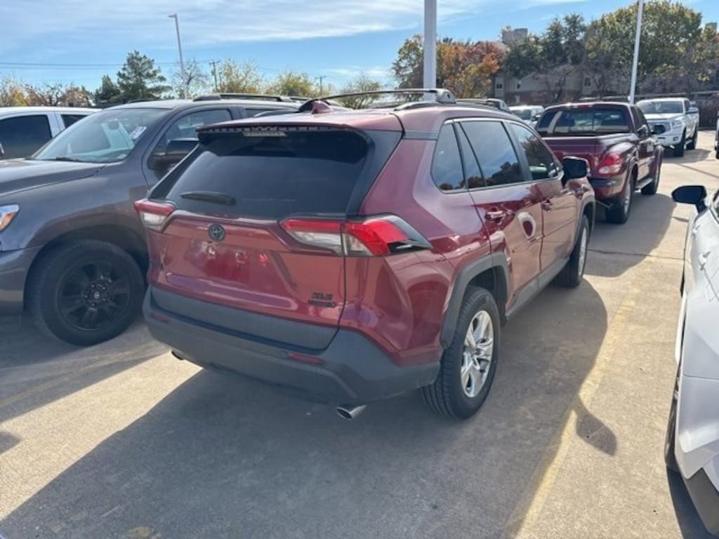 Used 2021 Toyota RAV4 Hybrid XLE SUV