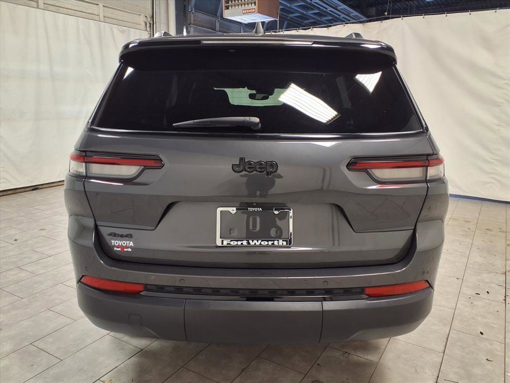 Used 2024 Jeep Grand Cherokee L Laredo SUV