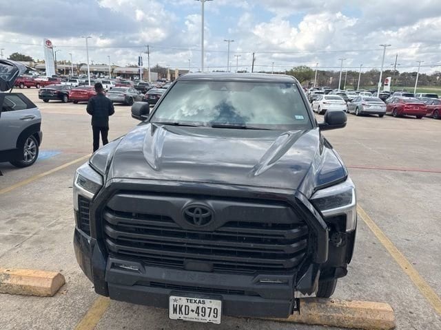 2025 Toyota Tundra SR5 photo 2