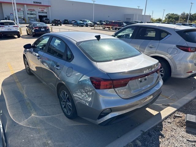 2024 Kia Forte LXS photo 3