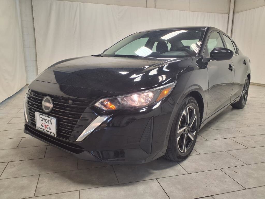 2024 Nissan Sentra SV photo 2