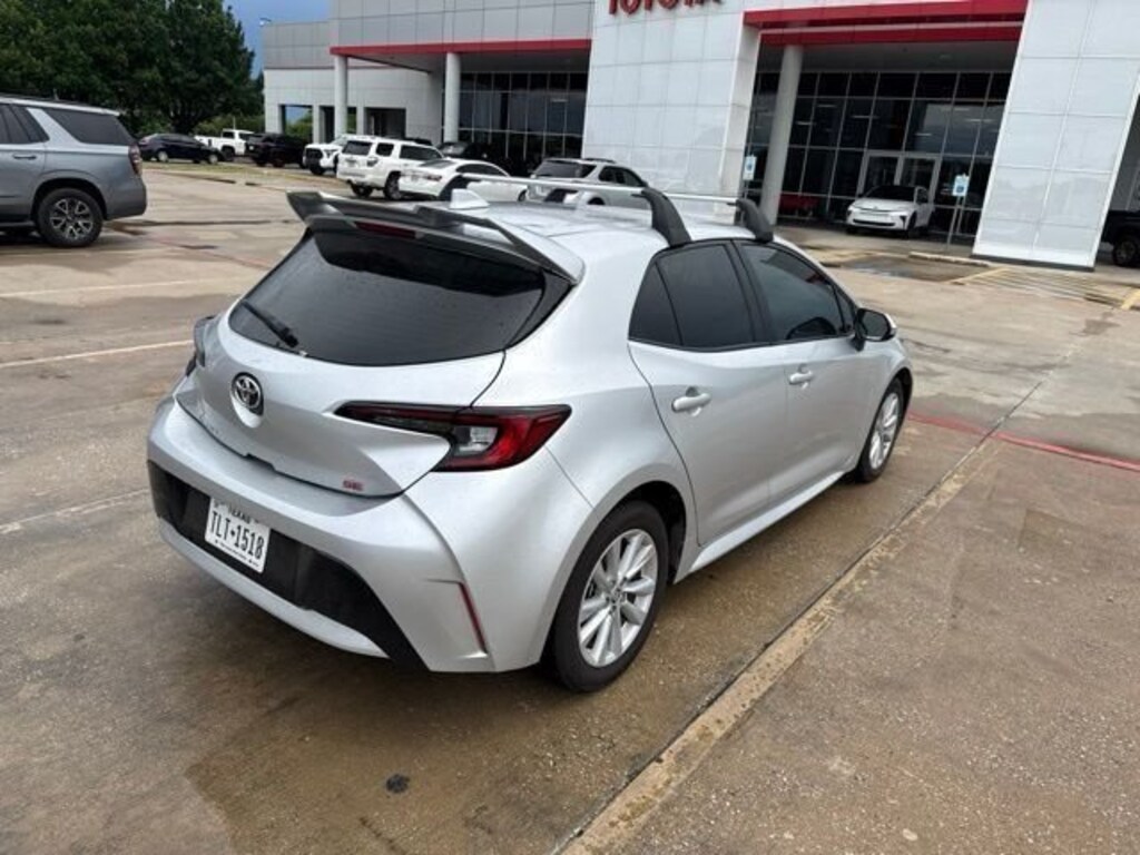 Used 2023 Toyota Corolla Hatchback SE Hatchback