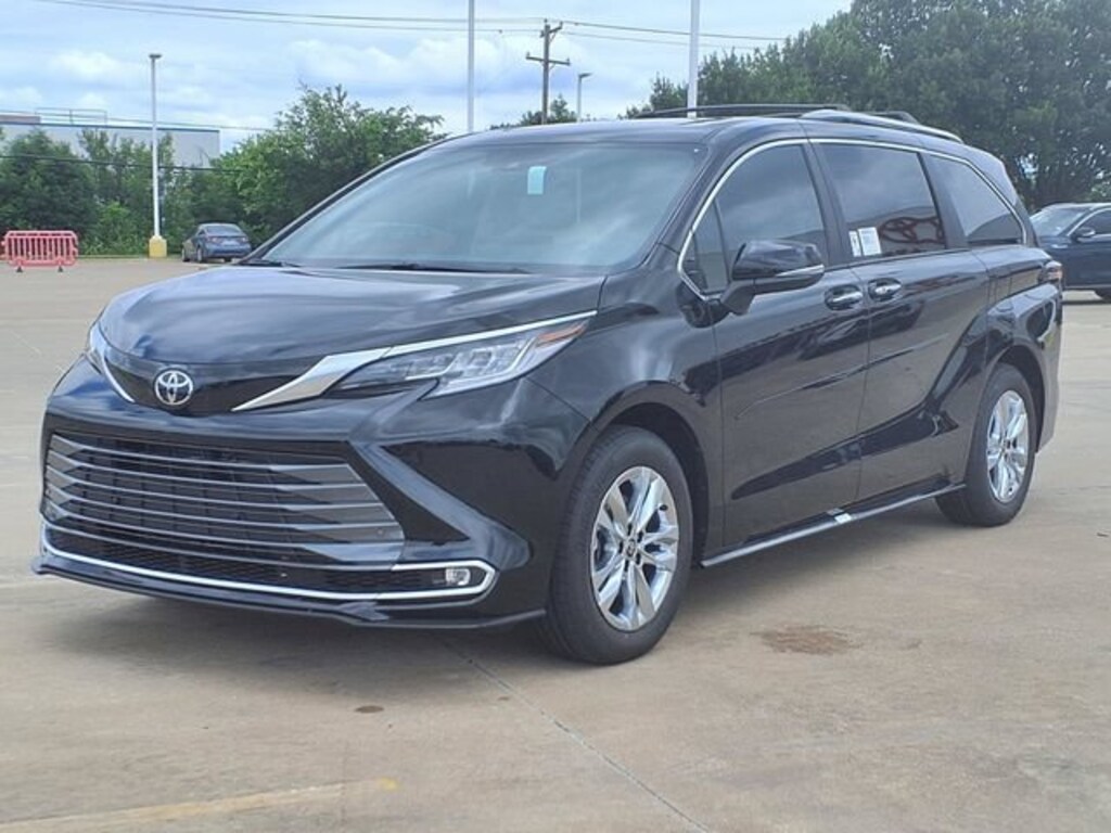 Used 2026 Toyota Sienna Limited 7 Passenger Van Passenger Van