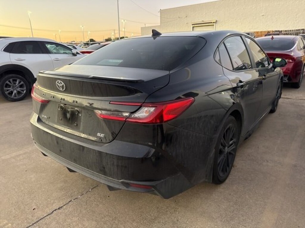 Used 2025 Toyota Camry SE Sedan