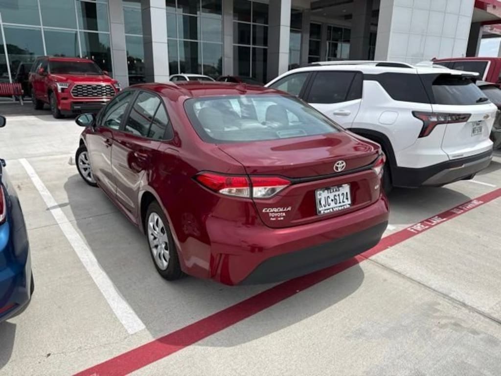 Used 2025 Toyota Corolla LE Sedan