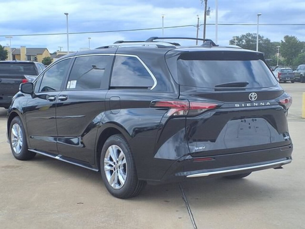 Used 2026 Toyota Sienna Limited 7 Passenger Van Passenger Van