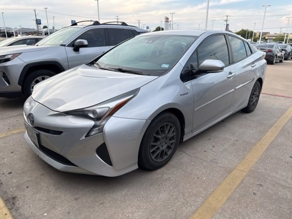 Used 2018 Toyota Prius Four Hatchback