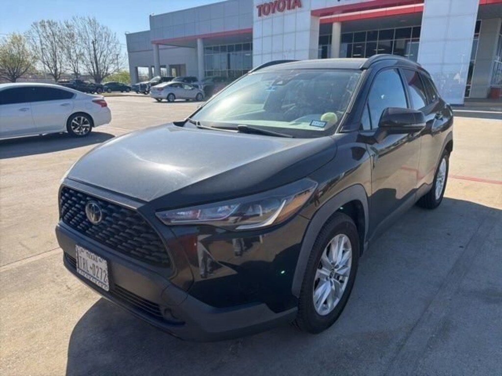 Used 2022 Toyota Corolla Cross LE SUV