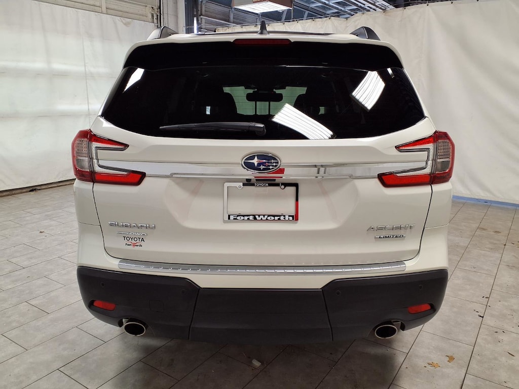 Used 2024 Subaru Ascent Limited 8-Passenger SUV