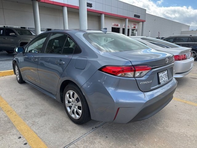 2024 Toyota Corolla LE photo 2
