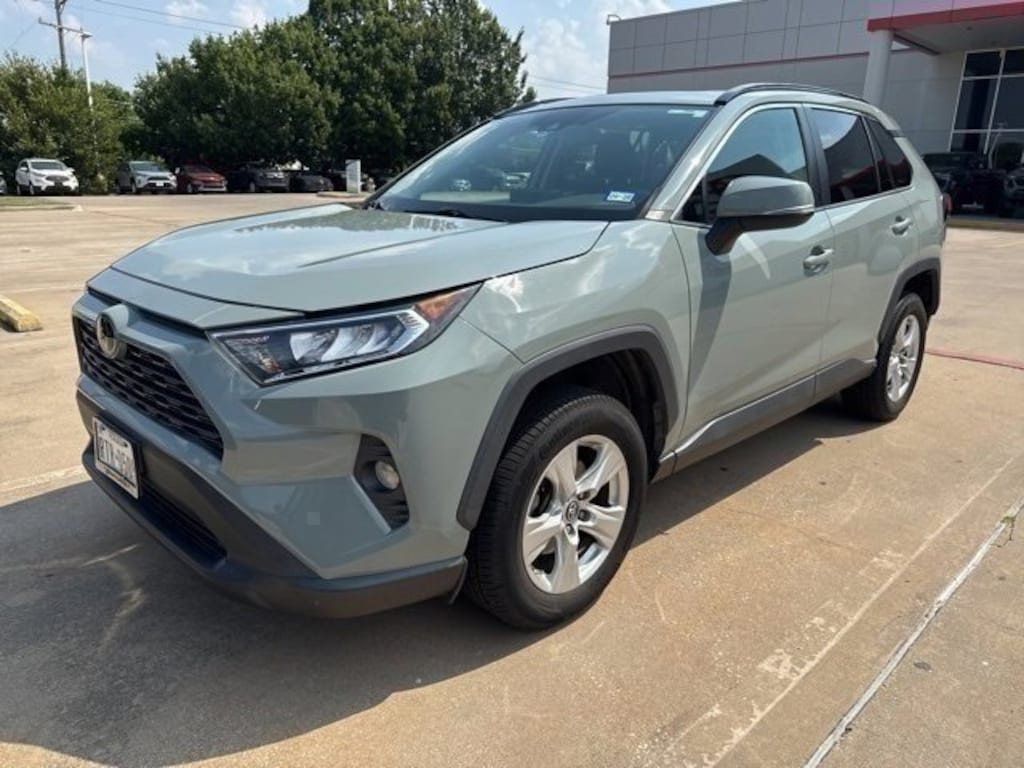 Used 2019 Toyota RAV4 XLE SUV