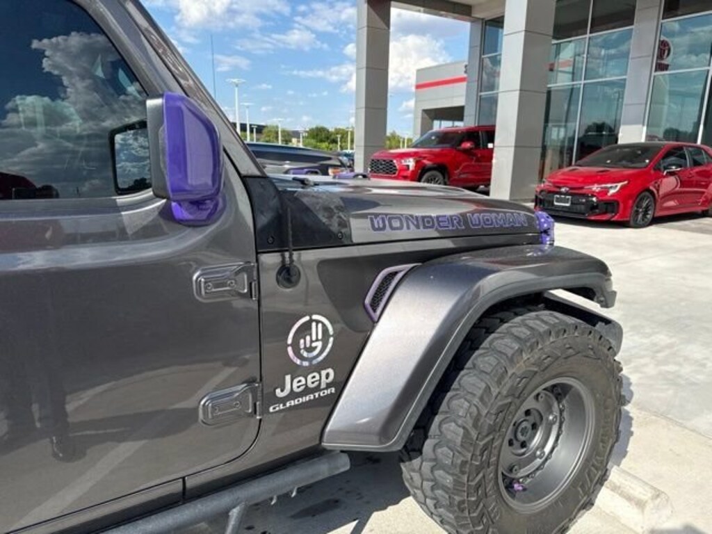 Used 2021 Jeep Gladiator Overland Truck Crew Cab