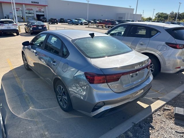 2024 Kia Forte LXS photo 3