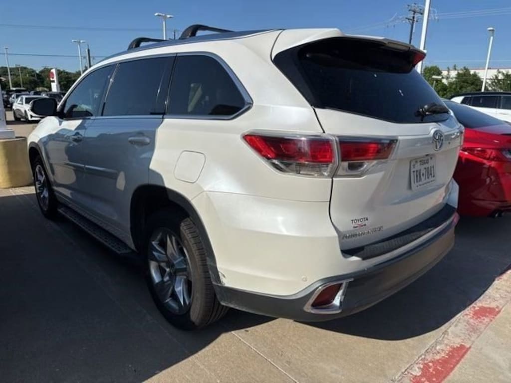 Used 2016 Toyota Highlander Limited V6 SUV