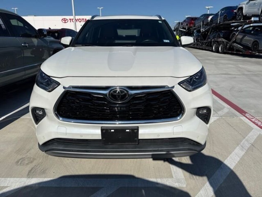 Used 2021 Toyota Highlander Platinum SUV