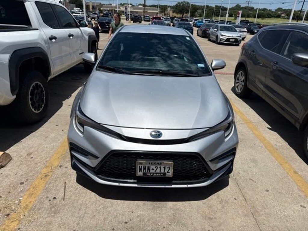 Used 2025 Toyota Corolla Hybrid LE Sedan