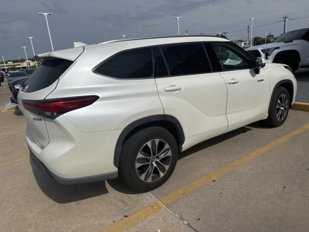 Certified 2021 Toyota Highlander Hybrid XLE SUV