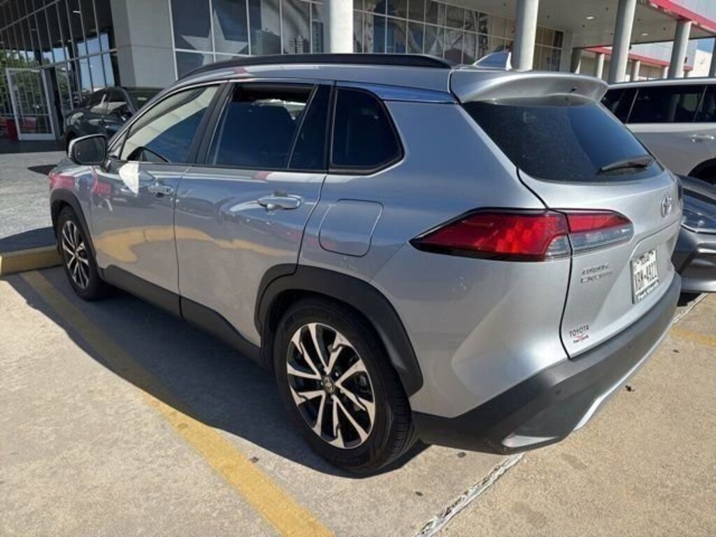 Used 2024 Toyota Corolla Cross XLE SUV