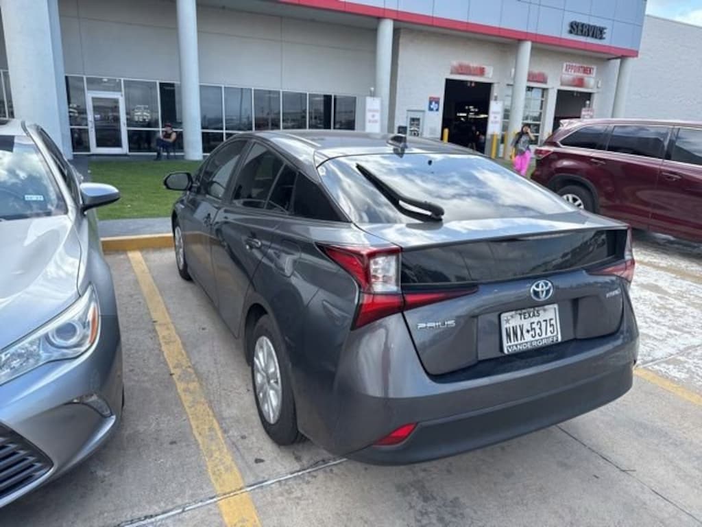 Used 2020 Toyota Prius LE Hatchback