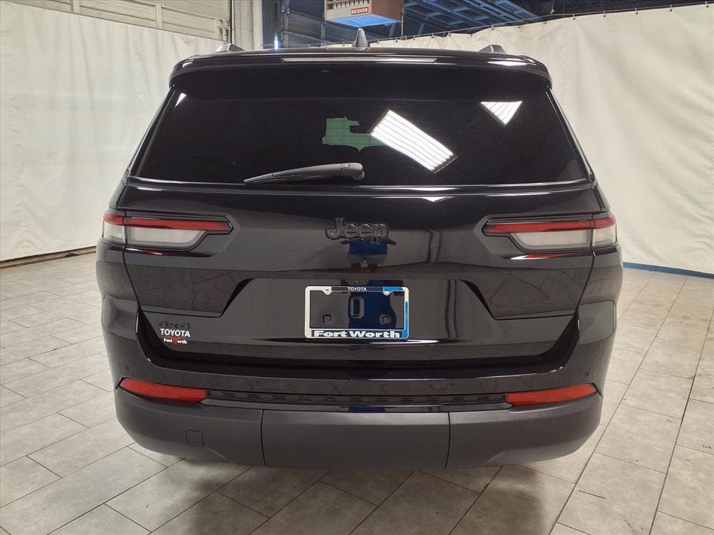 Used 2025 Jeep Grand Cherokee L Laredo SUV