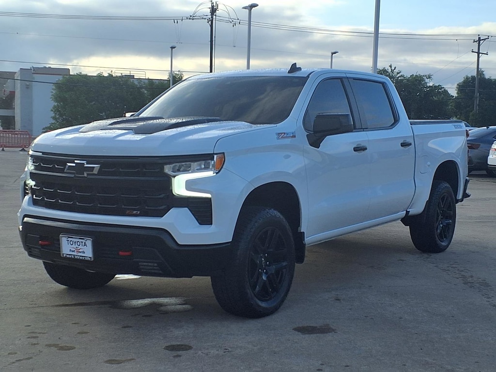 Used 2025 Chevrolet Silverado 1500 LT Trail Boss Truck Crew Cab
