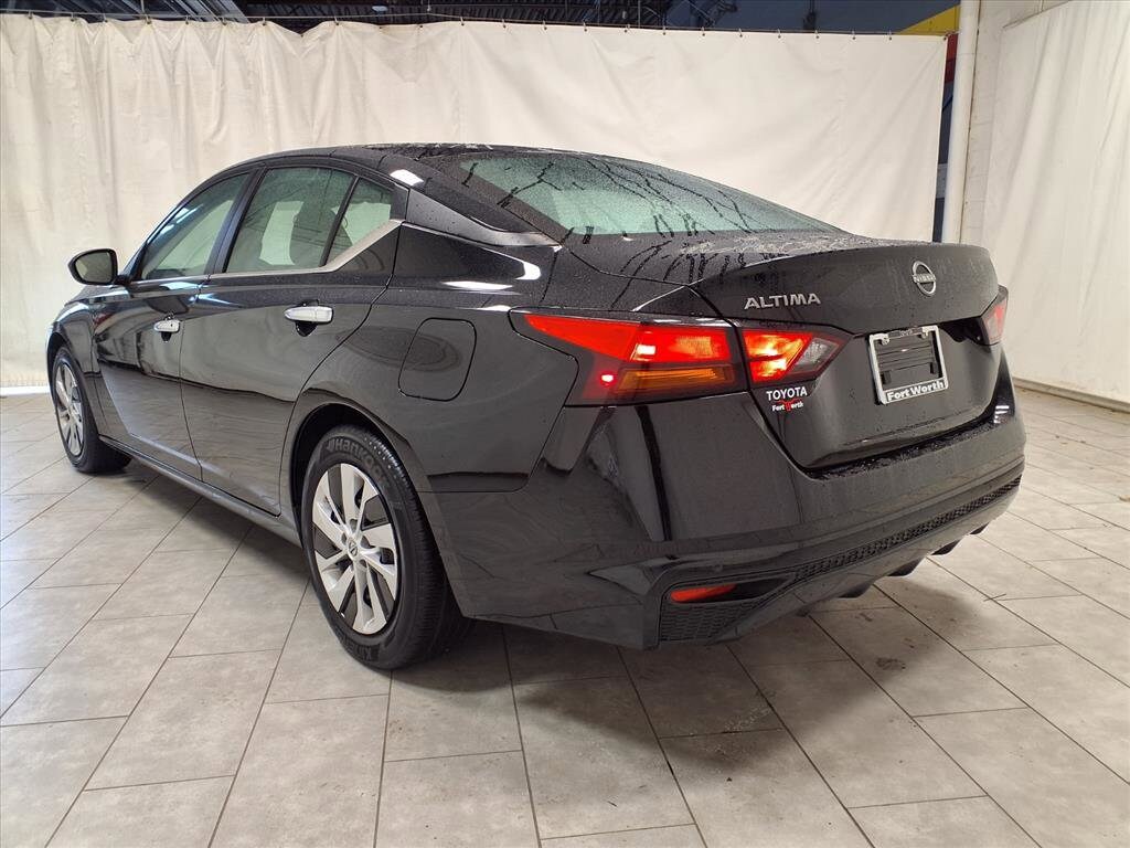 2024 Nissan Altima 2.5 S photo 4