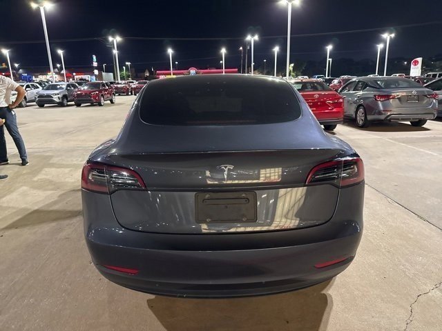 2023 Tesla Model 3 photo 3