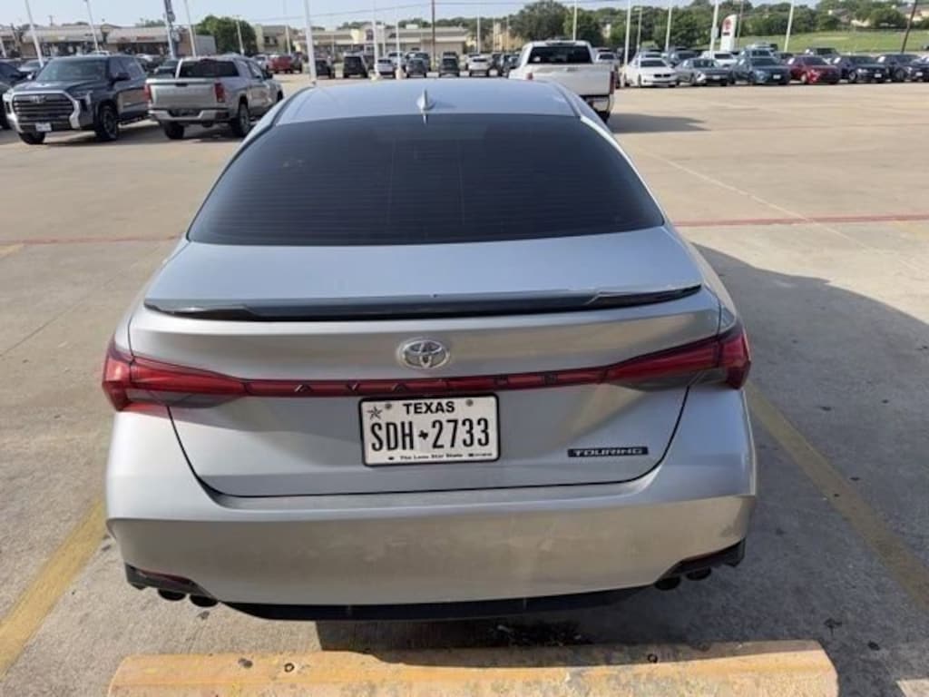 Used 2019 Toyota Avalon XLE Sedan
