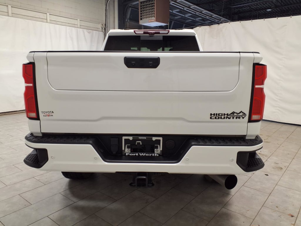 Used 2024 Chevrolet Silverado 3500 HD High Country Truck Crew Cab