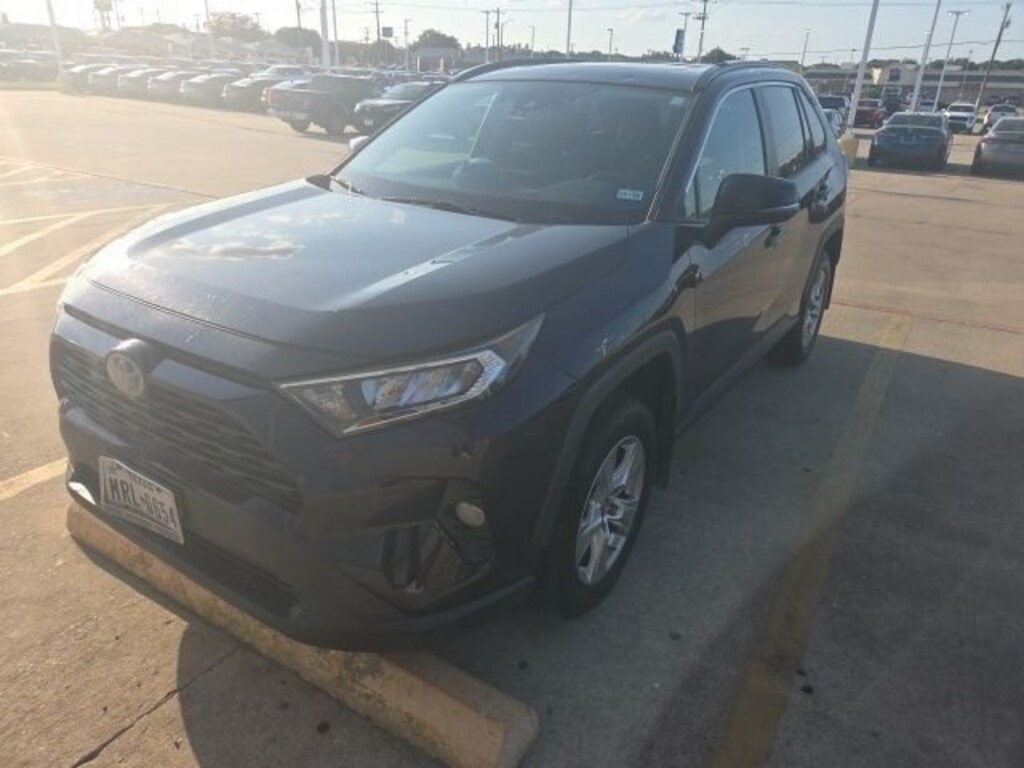 Used 2019 Toyota RAV4 XLE SUV