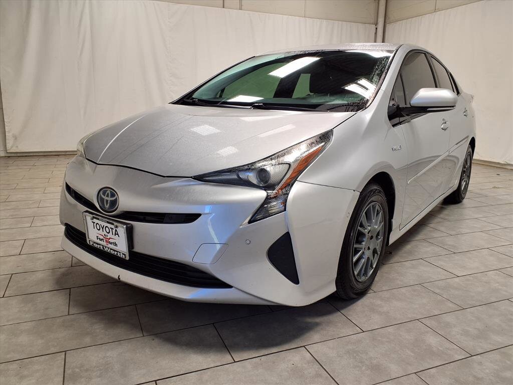 2018 Toyota Prius Four photo 2